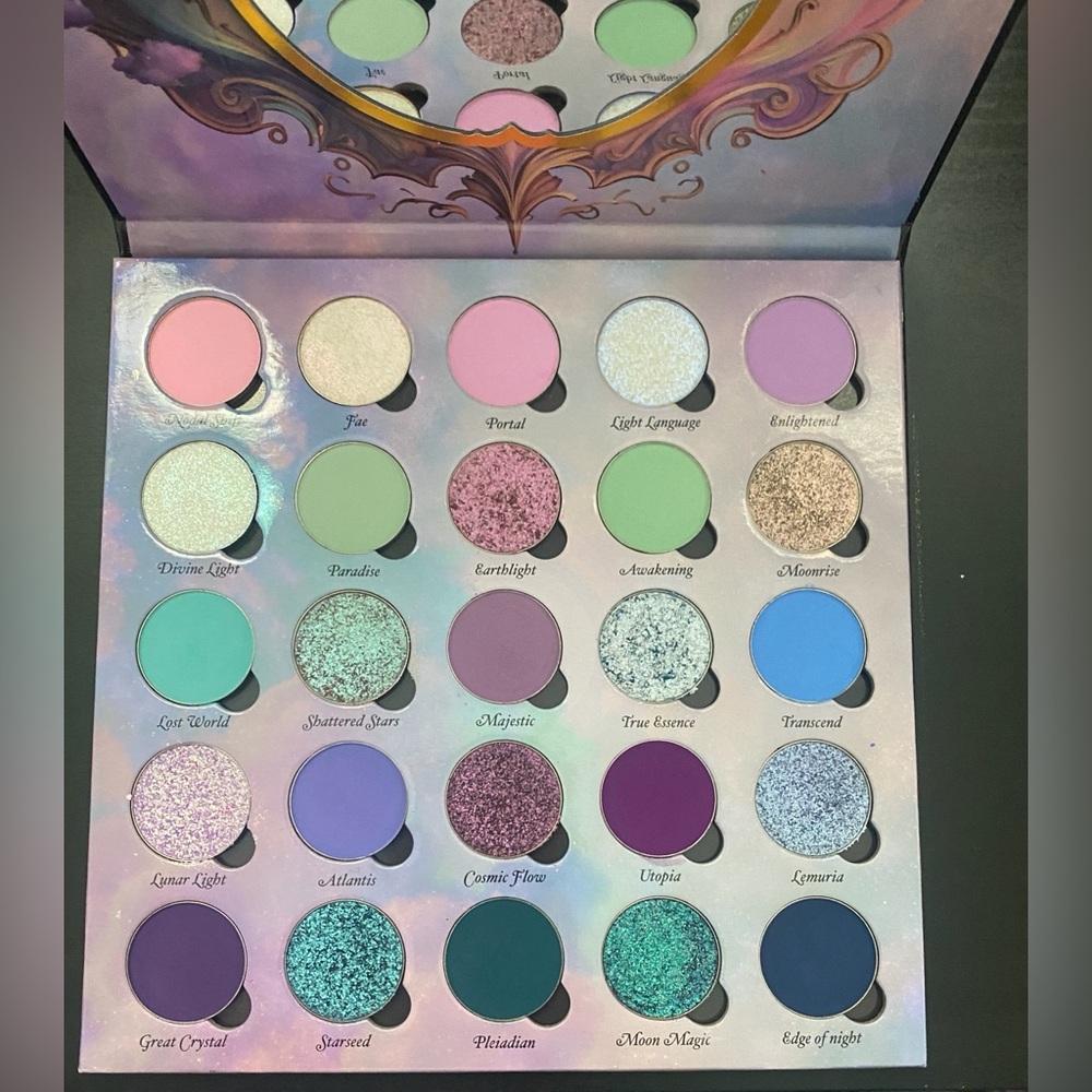 Ensley Reign Land of Enchantment BNIB
Discontinued
